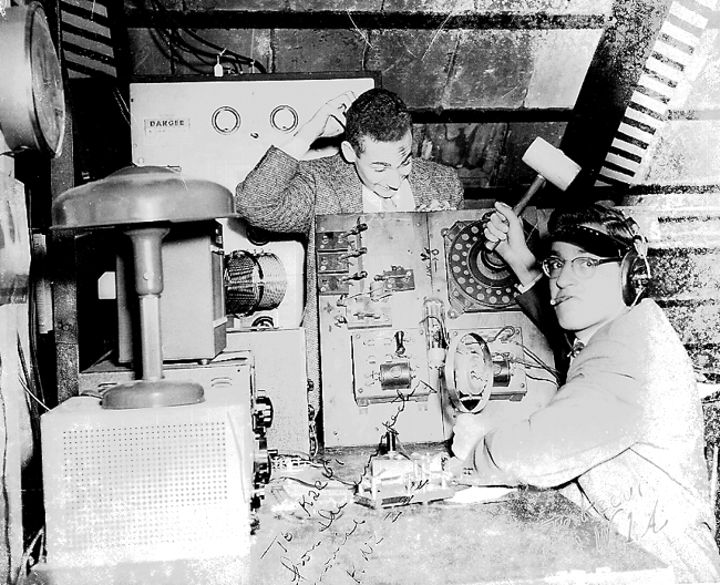 Yves Feder (W1UX) seated, 1950's (photo: Steve Aug, W3DEF)