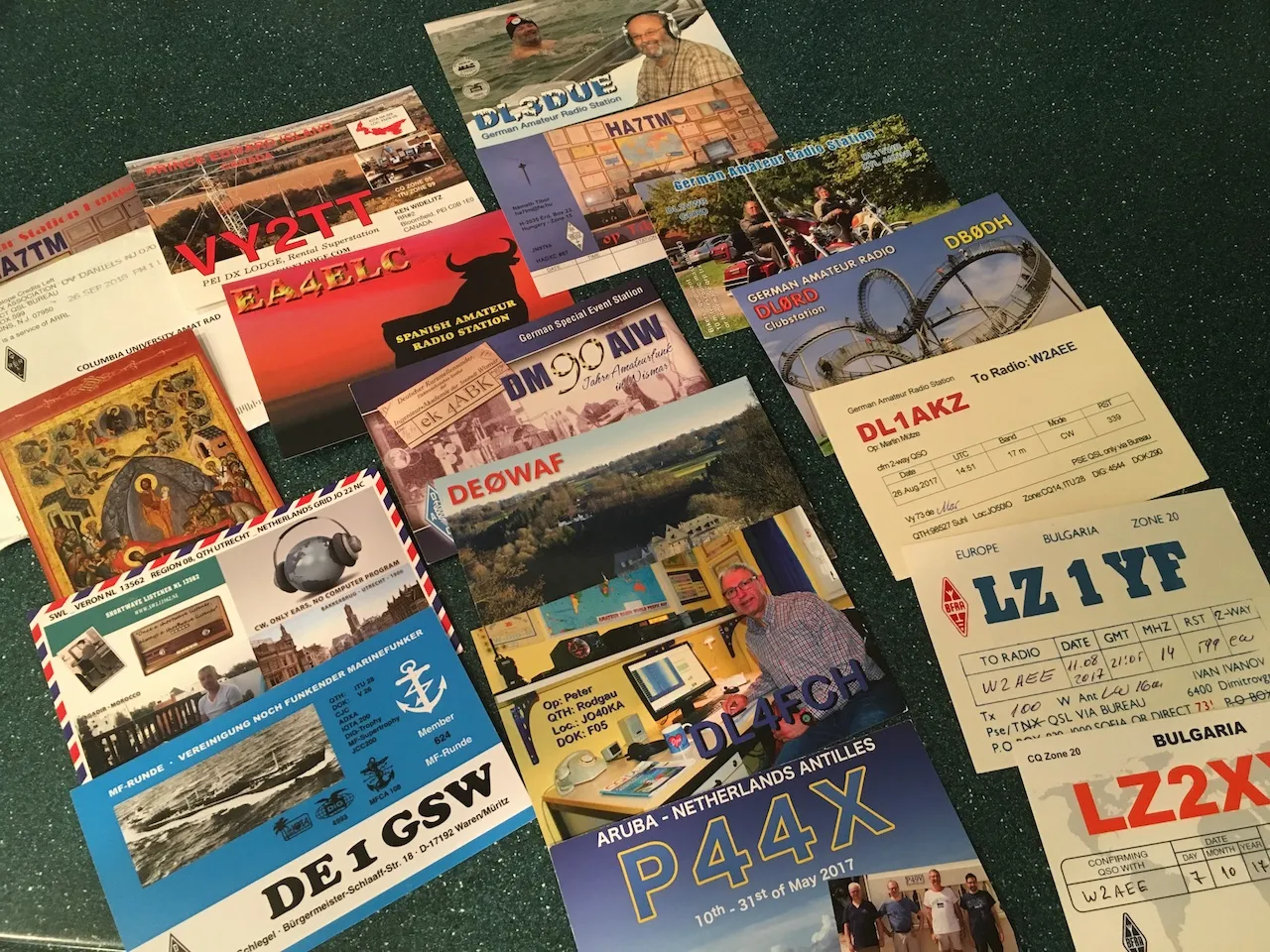 photo of contents of DX QSL envelope